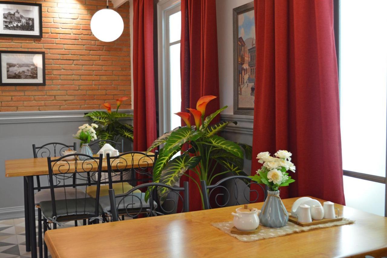 Nicolas Boutique Hotel Тбилиси Экстерьер фото