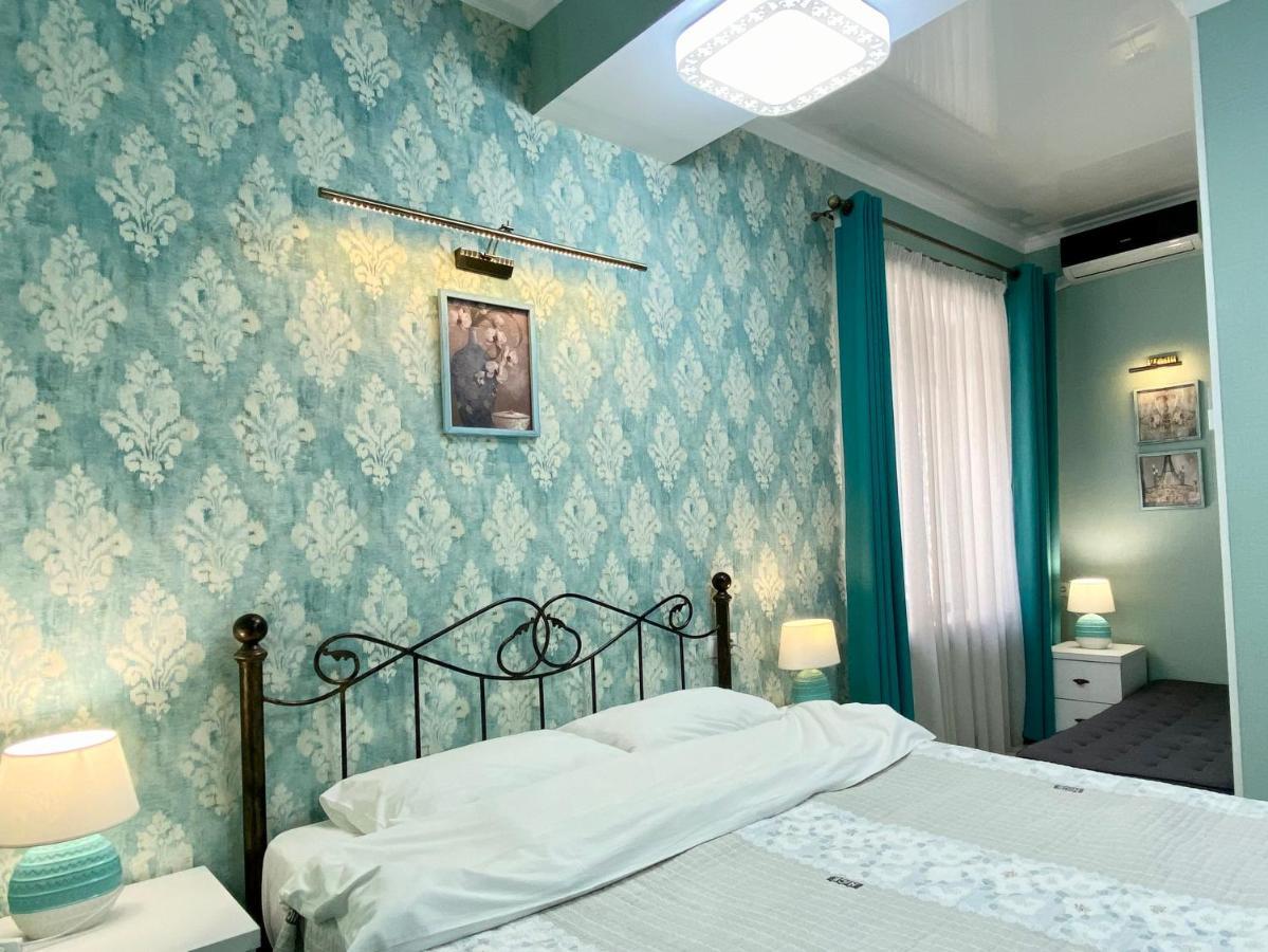 Nicolas Boutique Hotel Тбилиси Экстерьер фото