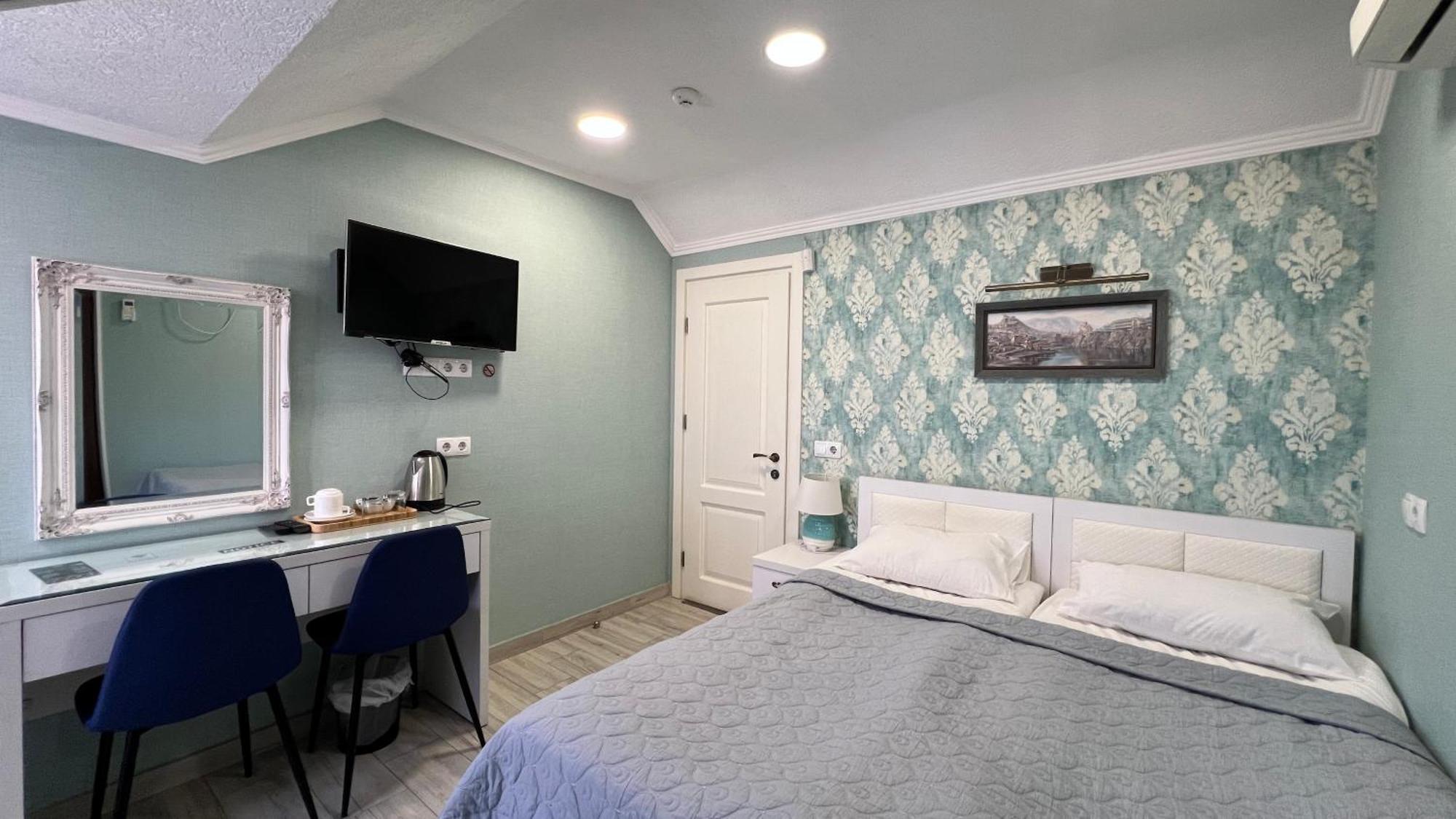 Nicolas Boutique Hotel Тбилиси Экстерьер фото